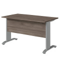 Стол письменный на металлоопорах