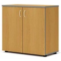 Офисный шкаф закрытый, низкий